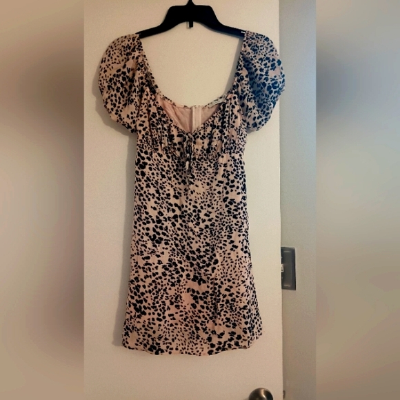 Lush Dresses & Skirts - Lush Leopard Dress Size Small 🐆🖤